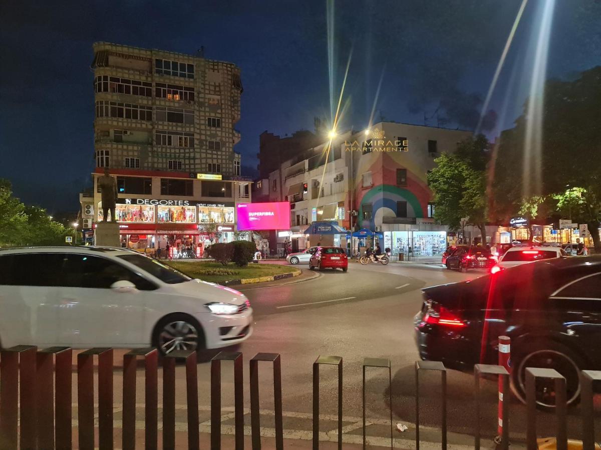 La Mirage Suites & Apartments Tirana Kültér fotó