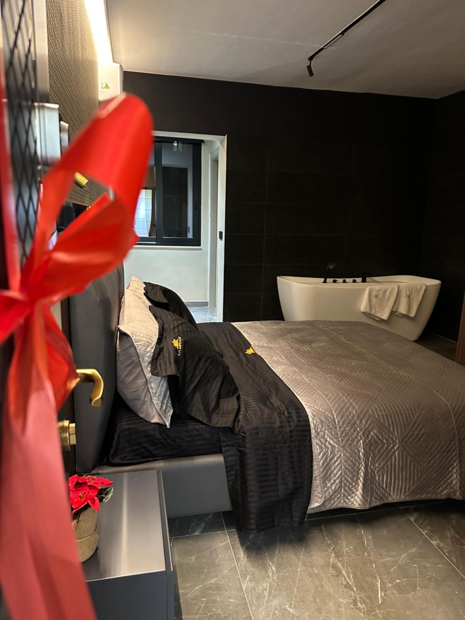 La Mirage Suites & Apartments Tirana Kültér fotó