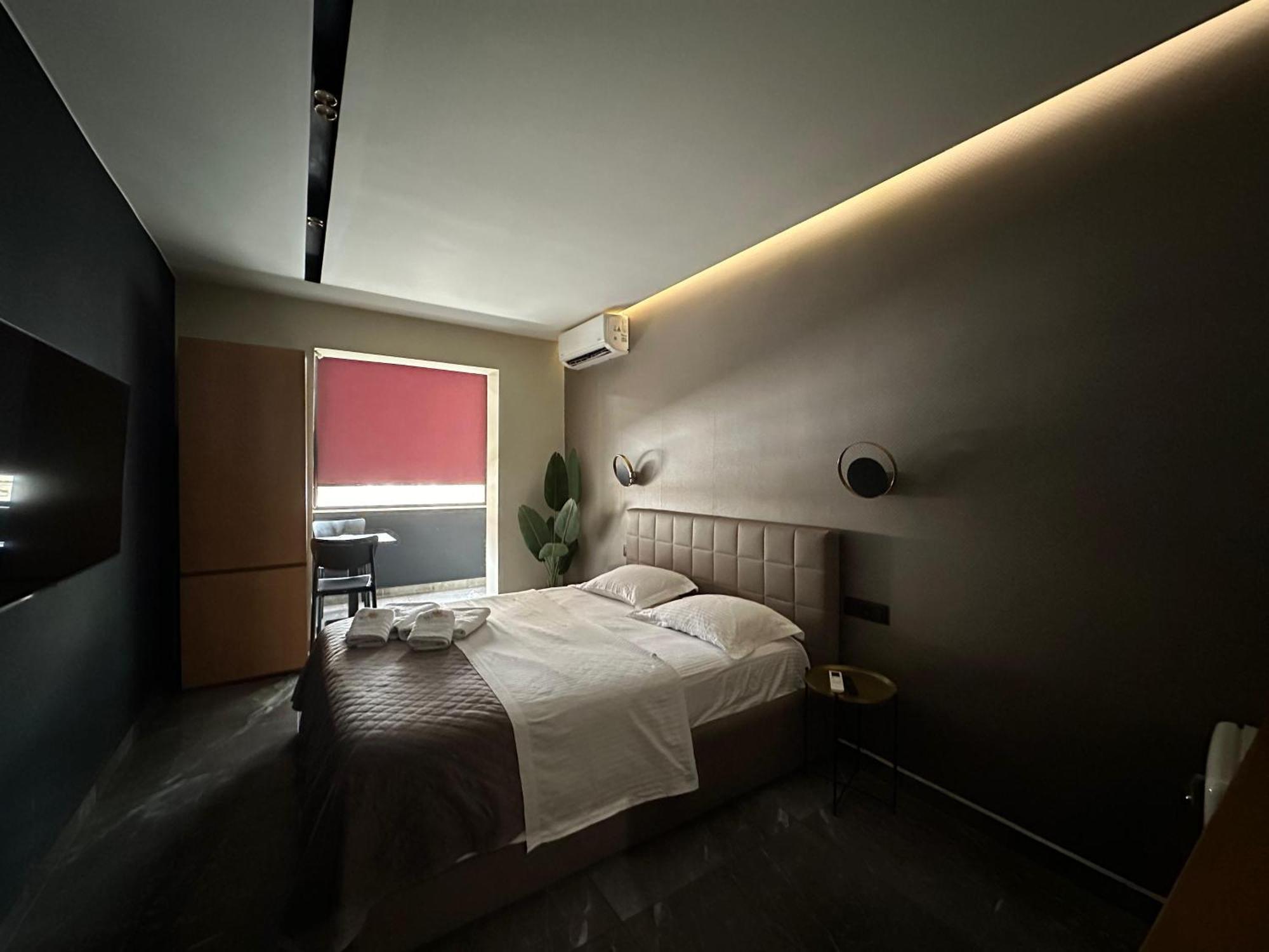 La Mirage Suites & Apartments Tirana Kültér fotó